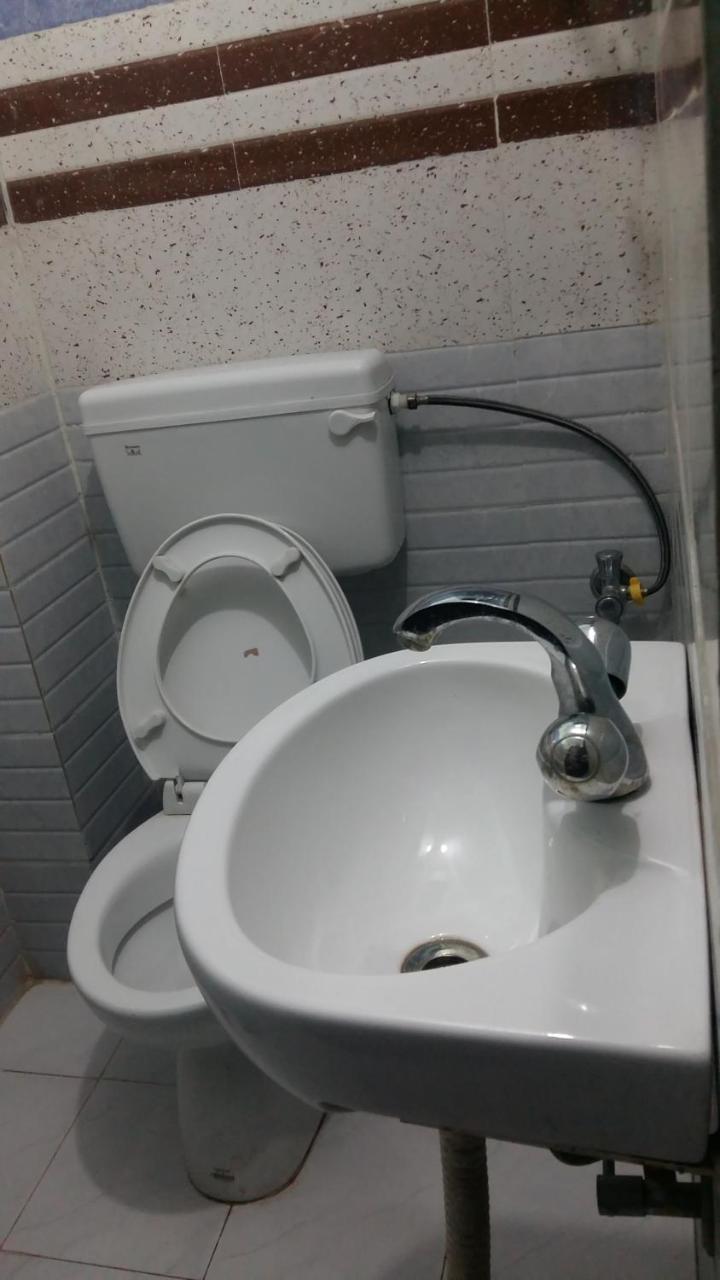 Hotel Giriraj Inn Varanasi Exterior photo